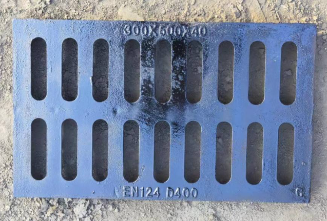 鹰手营子矿球墨铸铁排水沟盖板展示